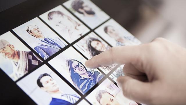 Родни и световни знаменитости полудяха по FaceApp (ВИДЕО)
