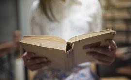  <p>Българско&nbsp;стихотворение&nbsp;оживя в ръцете на аржентинец</p> 