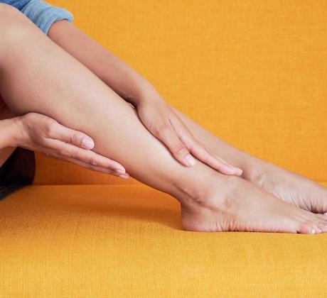 Подуването на краката е сред най неприятните но и най често срещаните