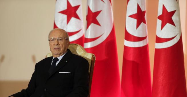 На 92 годишна възраст почина президентът на Тунис Бежи Каид Есебси