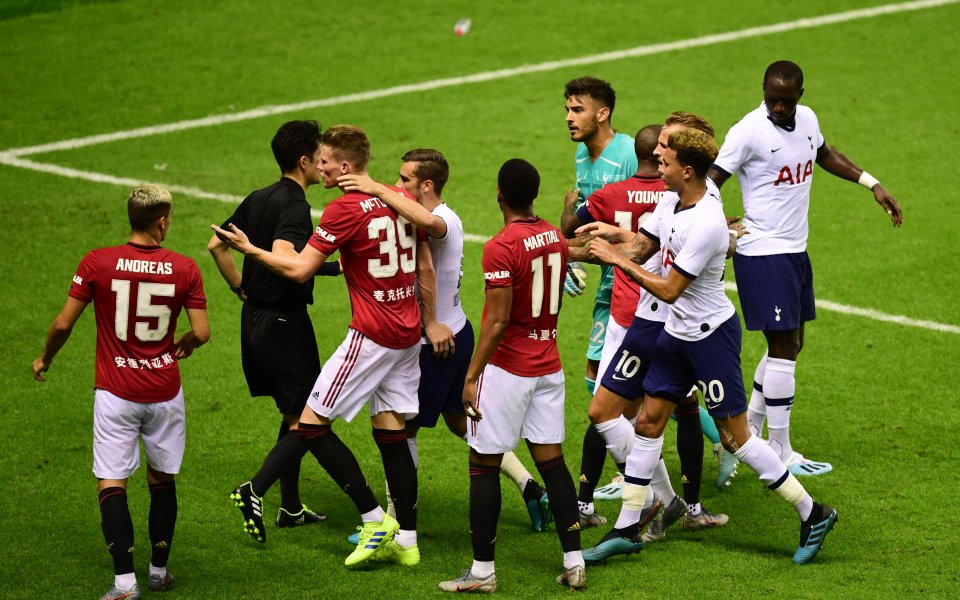 Манчестър Юнайтед постигна впечатляваща четвърта поредна победа в летните си