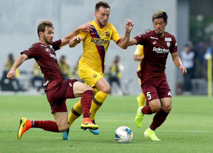 Барселона Висел Кобе1