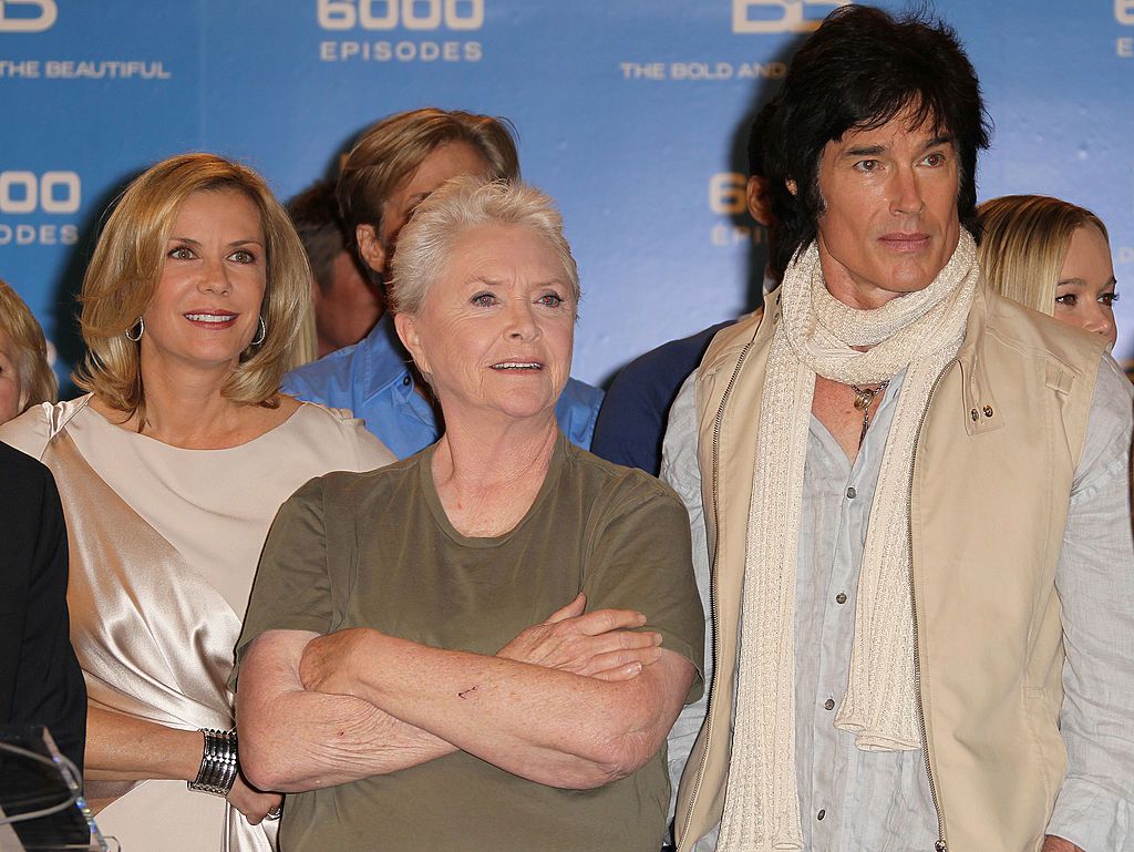 Катрин Кери Ланг, Сюзън Фланъри и Рон Мос