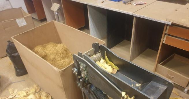 Иззеха голямо количество контрабанден тютюн при акция съобщиха от полицията