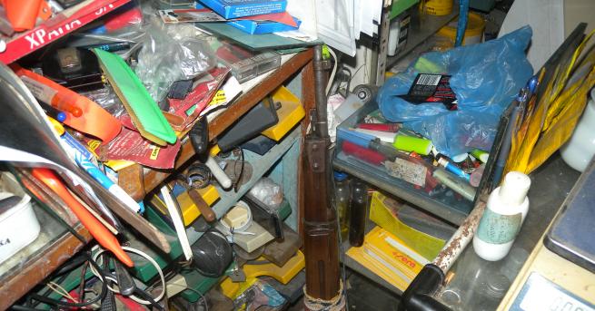 Откриха множество боеприпаси и огнестрелно оръжие в дома на 66 годишен