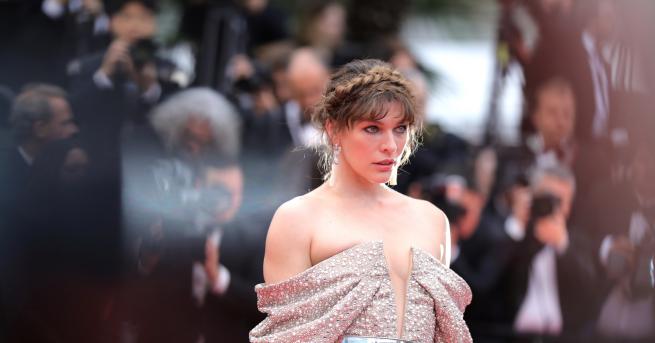 Любопитно Мила Йовович очаква бебе №3 СНИМКА Четиридесет и три