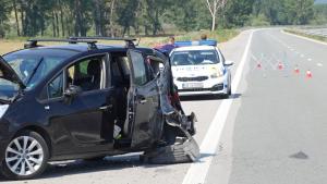 Две деца пострадаха при катастрофа край Бобошево