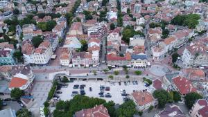 Дупката Варна