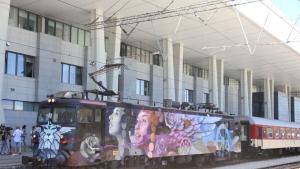 локомотив влак графити