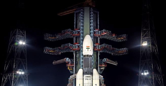 Индийската организация за космически изследвания извърши маневра за преминаване на