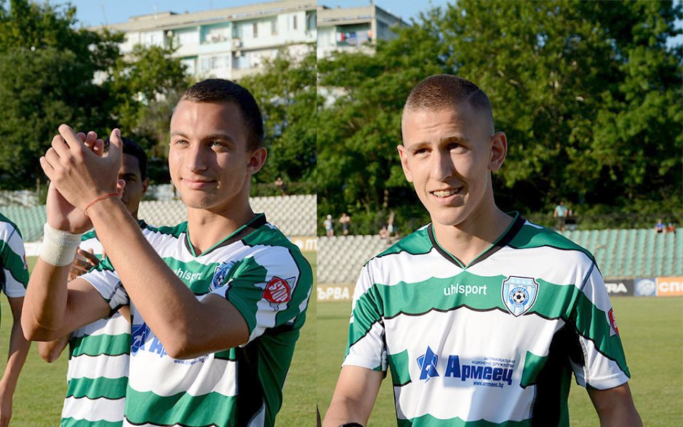 Двама футболисти на Черно море ще играят под наем до