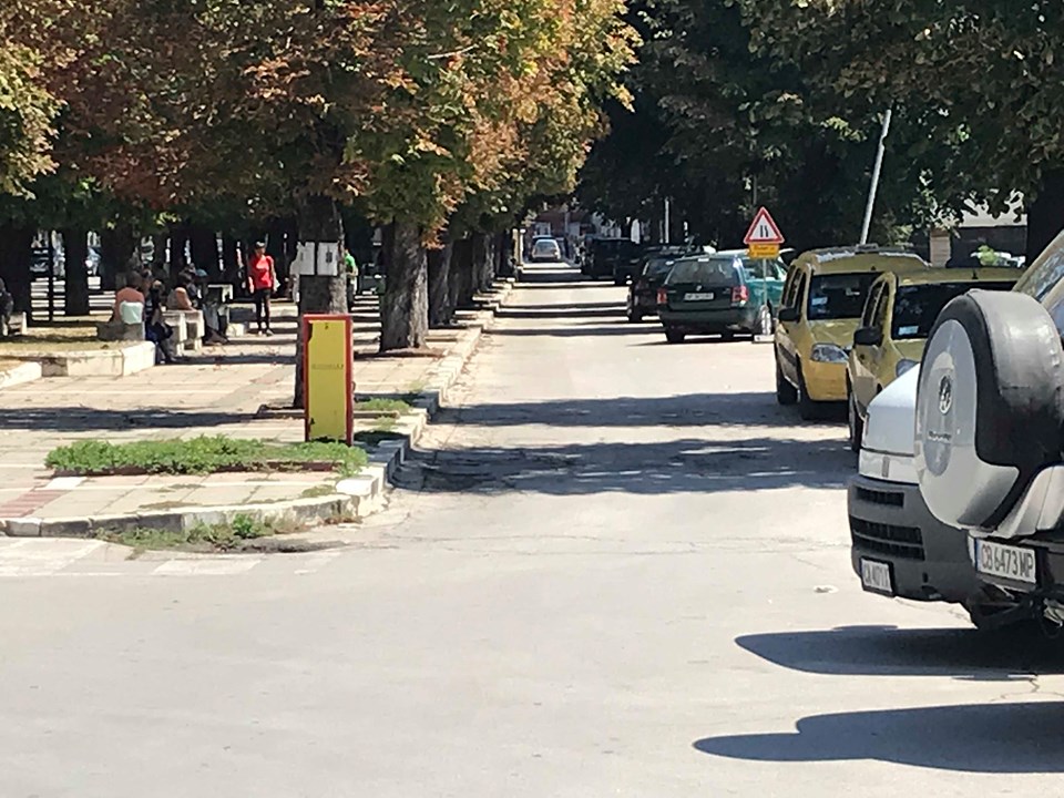 Зона за платено паркиране въвежда Община Мездра в централния участък