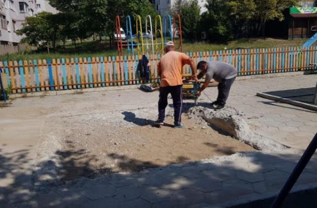 В Благоевград започна премахването на пясъчниците от детските площадки