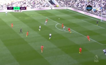 Тотнъм и Нюкасъл изнесоха страхотна първа част на мача помежду