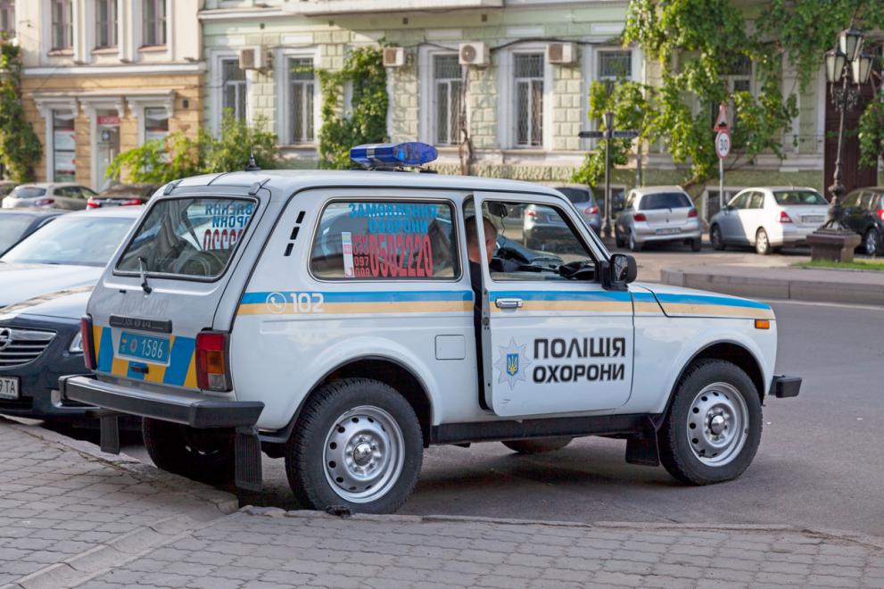 Полицейска кола в Лада в Украйна