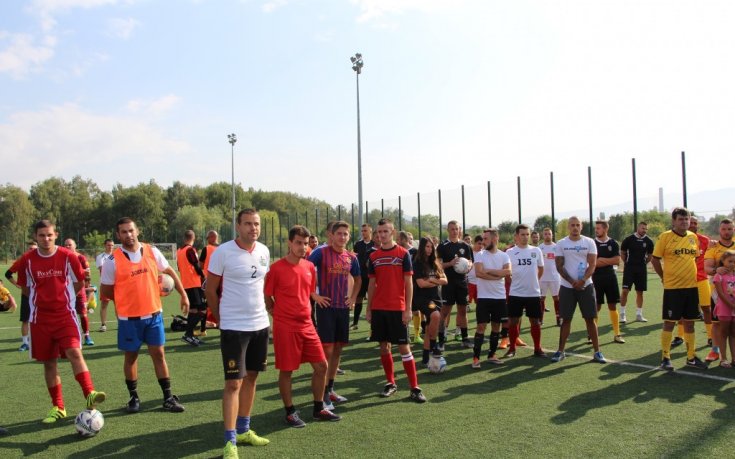 Футболен турнир в Перник помогна на болницата в града