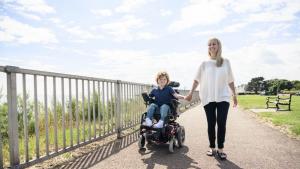 хора с увреждания