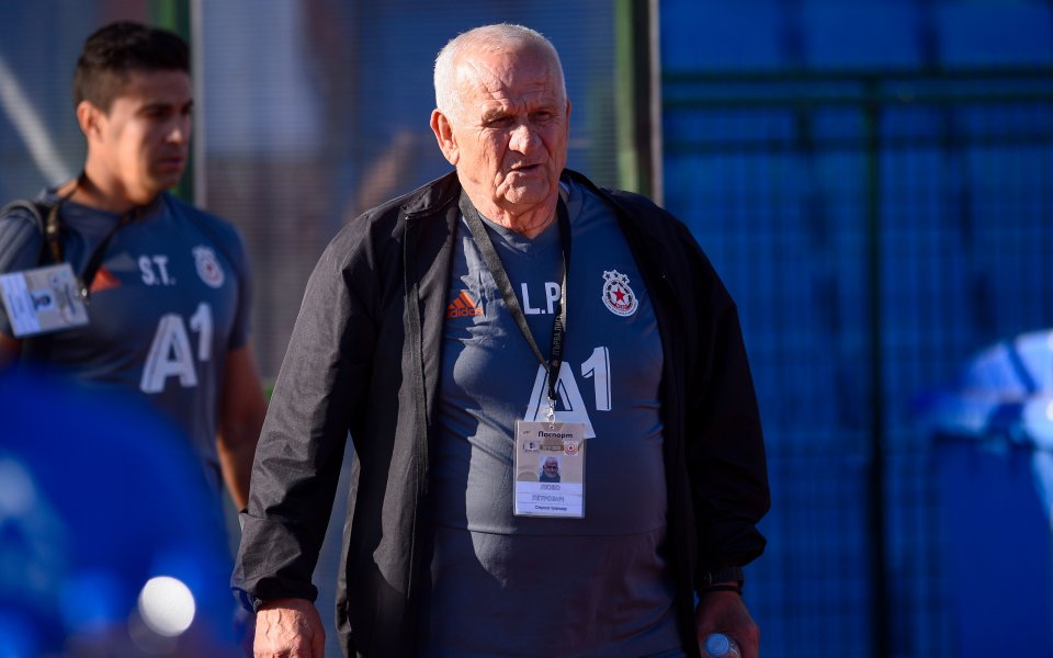 Наставникът на ЦСКА Люпко Петрович направи криптиран коментар след дербито