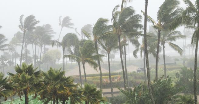 Ураганът Дориан връхлетял северните части на Бахамите е една от