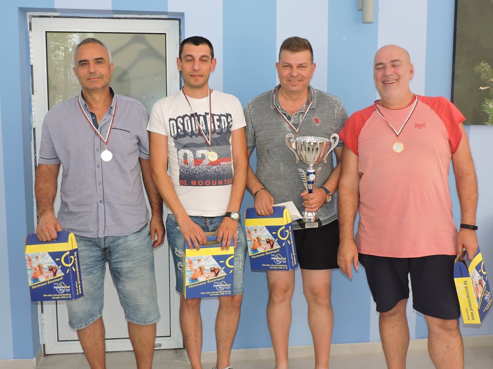Шампионите от отборния турнир в Приморско
