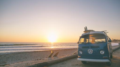  <p>Как да бъдем <strong>щастливи </strong>в няколко <strong>лесни стъпки</strong></p> 