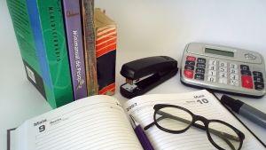 Властта се оплете за сметките на българи в Швейцария