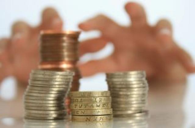 Само 23% от потребителите познават правата си при теглене на кредит