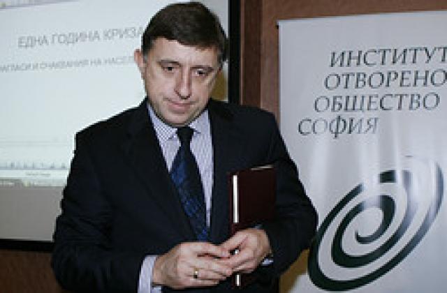 Не трябва да се бърза с увеличаването на ДДС