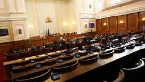 Спряха първите антикризисни мерки