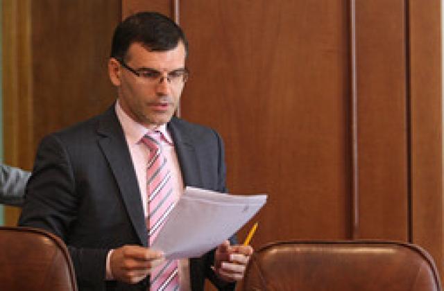 Дянков очаква 75-80 млн. лв. дефицит в бюджета