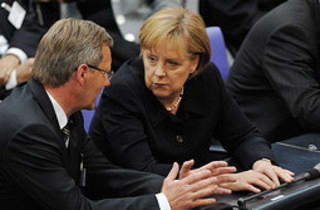 Меркел: Силното евро е от жизненоважно значение
