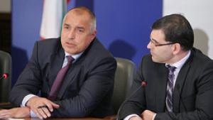 Изчистването на отпуските твърдо до края на 2011г