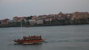 Данъчни предотвратиха укриване на над 100 000 лв оборот