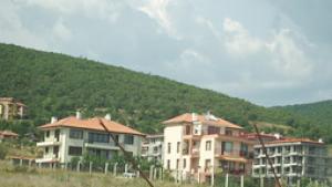 Луксозни имоти по морето се дават на търг