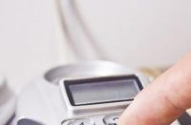 Бирници дирят 1700 по телефона за дългове