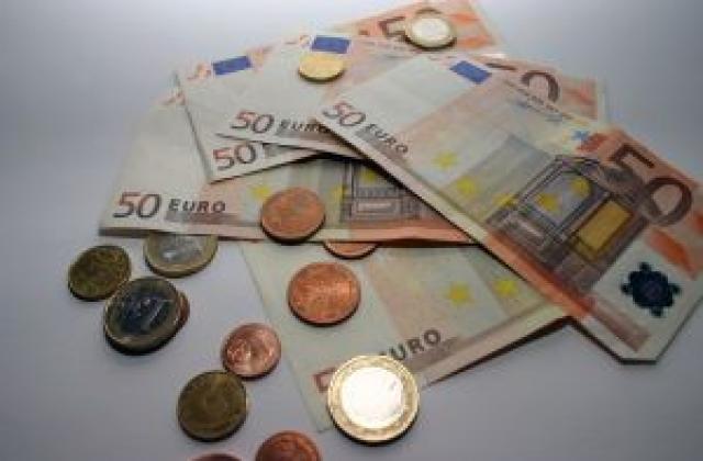 Бум на кредитите над един милион в евро