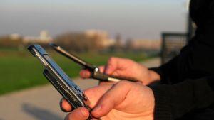 До 2 години джиесемът става банкова карта