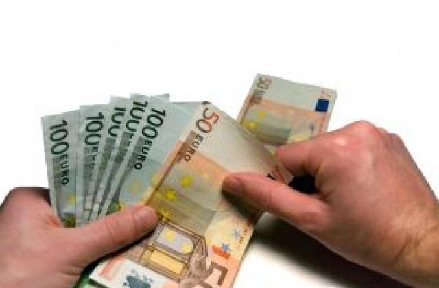 Най-ниското почасово заплащане в ЕС е в България