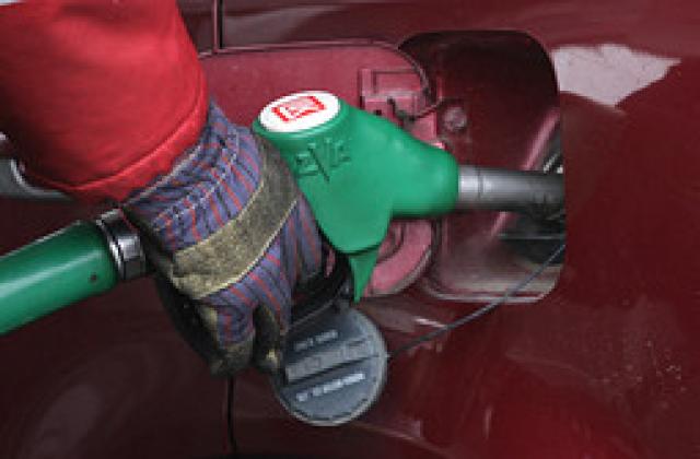 Цените на горивата могат да паднат с 20 стотинки