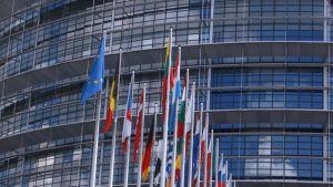 ЕK разследва пазара на кредитни гаранции