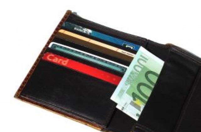 Кредитната карта – екзотика или възможност да спестим пари