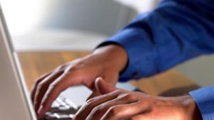 Хайка за длъжници във Фейсбук