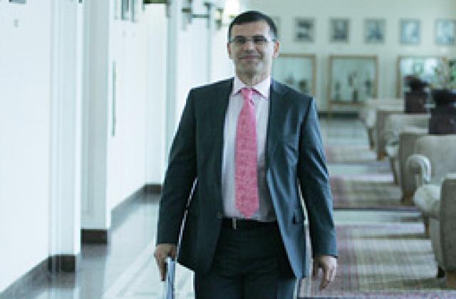 Дянков: Икономиката ни е стабилна и няма опасност от трусове