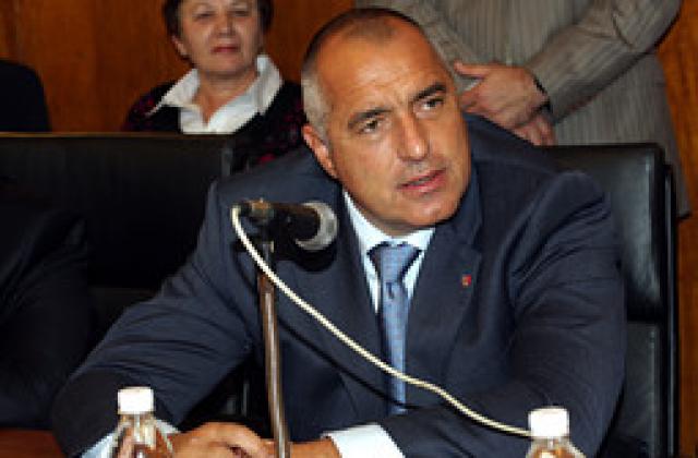 Повече пари за пенсии през 2012-а