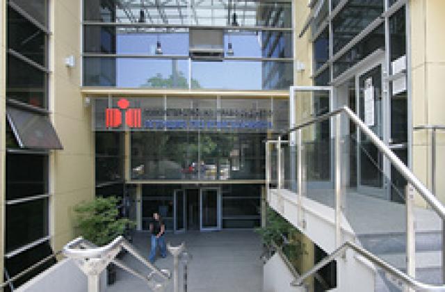 Пускат имотния регистър през 2012г.