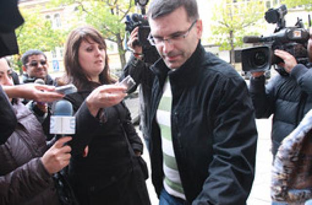 Обмислят данък върху лихвите по спестяванията