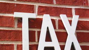 Управляващите заговориха и за данък върху пенсиите