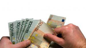 Парите за втора пенсия в ДЦК и акции