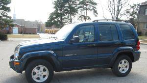 НАП продава коли за под 1000 лева