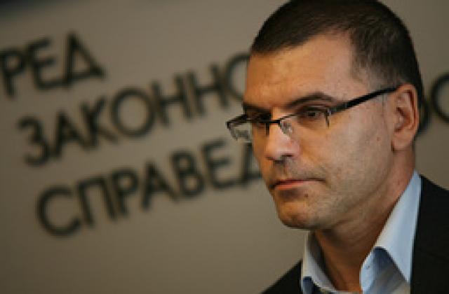 Финансите показаха как Дянков е бавел ДДС